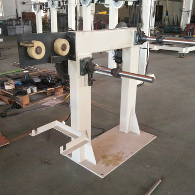 変圧器のコイルを作る自動平行CNCのコイル巻取り機