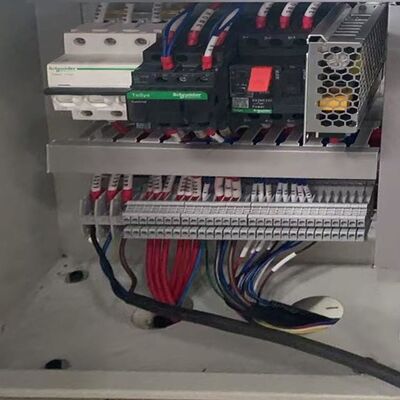 9000kg最大容量 油圧駆動式 変圧器コア積層テーブル、テーブルサイズ2600x2400mm